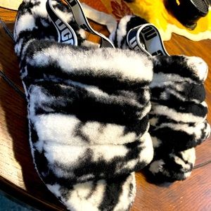 UGG womens slippers